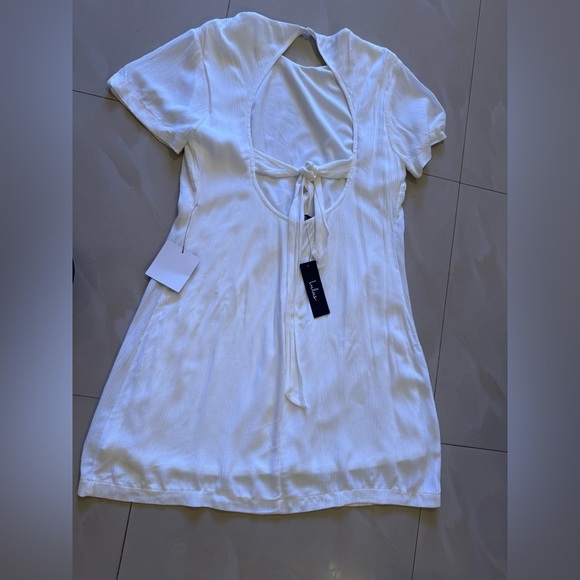 lulus dress small NWT made with love Low Round neck Open Back waistline White - Picture 12 of 16